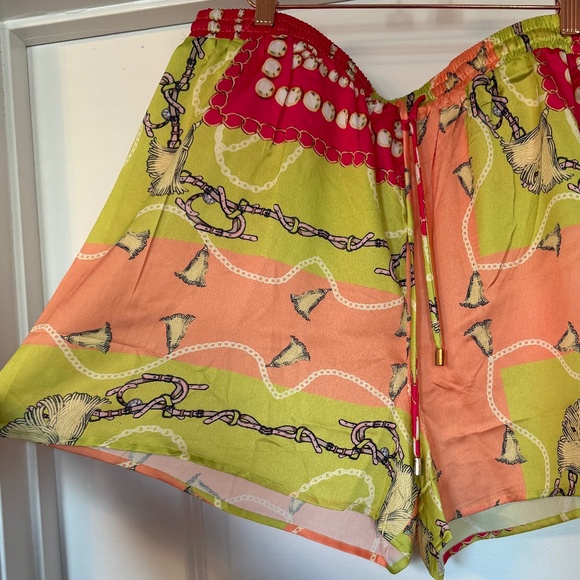 Satin Short Set - Picture 5 of 5